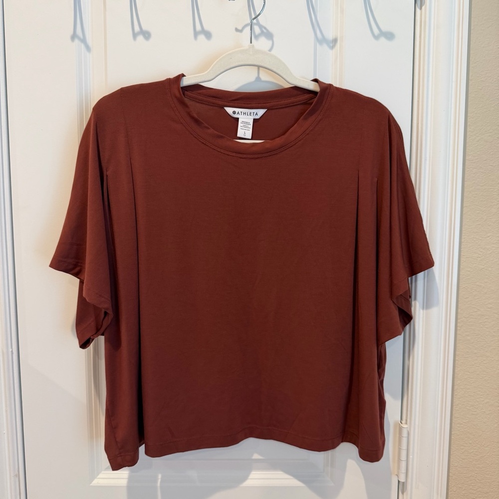 Athleta Elemental Pleated Crop Tee Ancient Mahogany